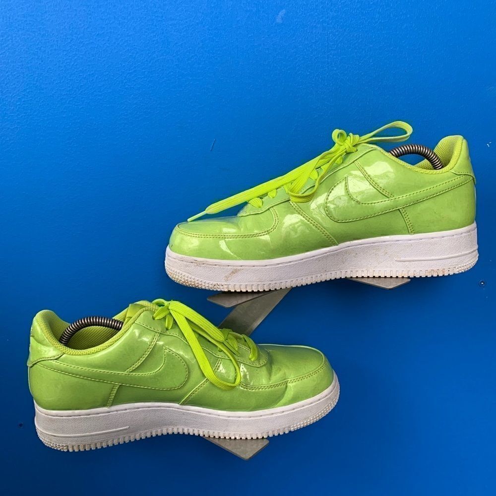 Nike Air Force 1 '07 LV8 UV Cyber Green (AJ9505-300) Athletic Shoes Men 8